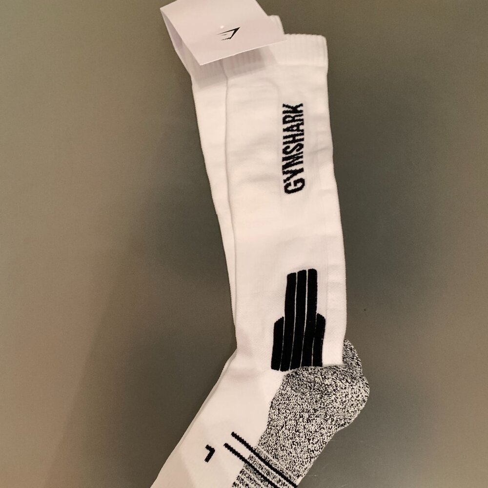BNWT GYMSHARK POWERLIFTING KNEE LENGTH LIMITED EDITION LUXURY SOCKS SZ S WHITE